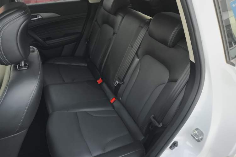 Used CHANGAN CS35PLUS 2020 1.4T DCT Yue Lian Blue Whale Edition
