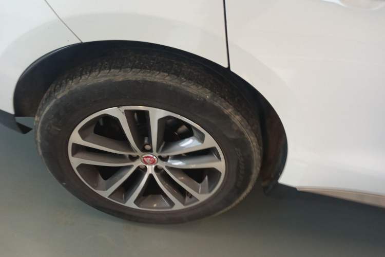 Used Jaguar F-PACE 2018 2.0T Four-Wheel Drive Urban Luxury Edition
