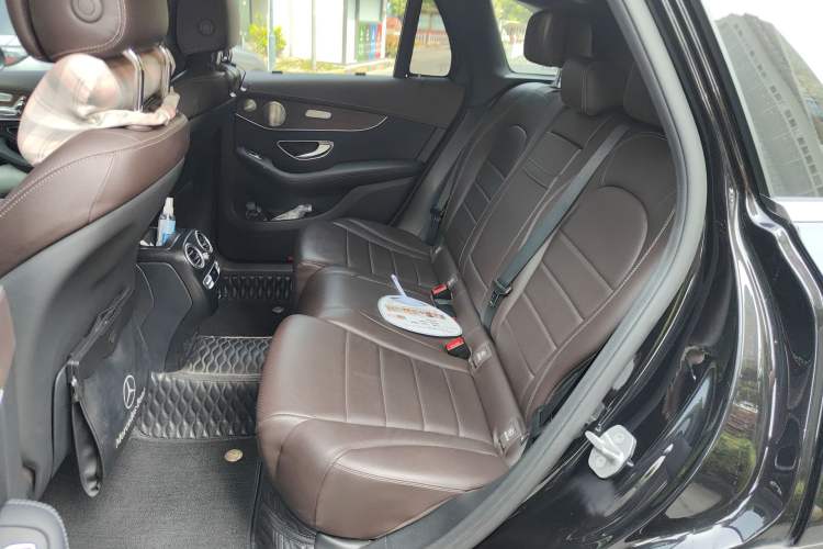 Used Mercedes-Benz GLC 2021 GLC 300 L 4MATIC Luxury Model Left Rear Seat