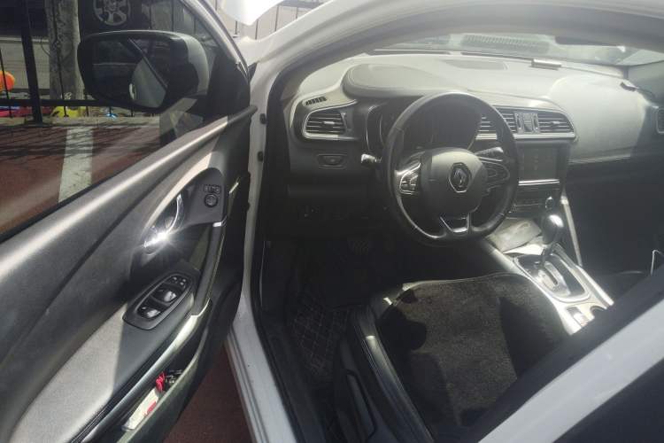 Used Renault Kadjar 2017 2.0L Two-Wheel-Drive Leading Edition Driver Seat