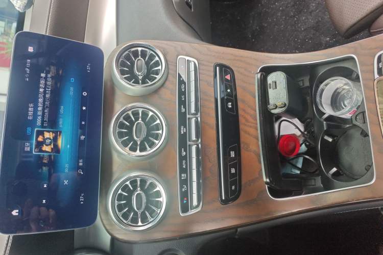 Used Mercedes-Benz GLC 2021 GLC 260 L 4MATIC Luxury Model Audio And AC Panel