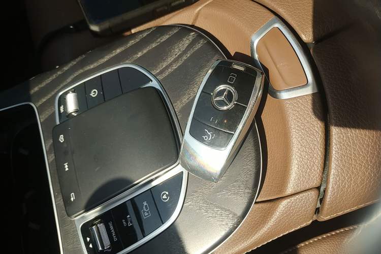 Used Mercedes-Benz E-Class 2019 Restyled E 300 L Sporty and Stylish Edition