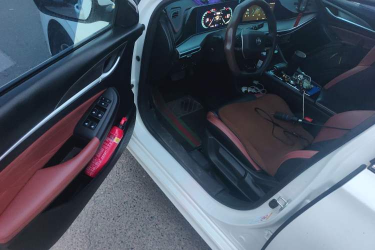 Used CHANGAN Eado 2023 Changan Edition PLUS Blue Whale NE 1.4T GDI DCT Prestige Version
