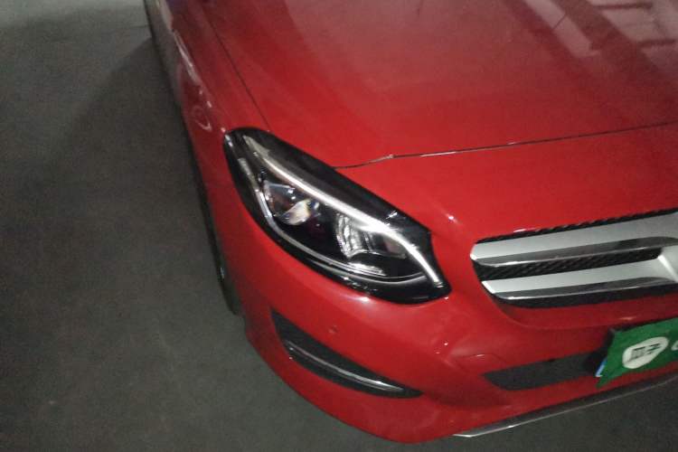 Used Mercedes-Benz B-Class 2019 B 200 Fashion Model Right Front Headlight