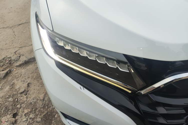 Used Honda UR-V 2020 370TURBO Two-Wheel Drive Luxury Edition Right Front Headlight