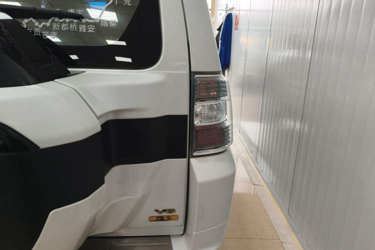 Used Mitsubishi Pajero 2020 3.0L Automatic Standard Edition