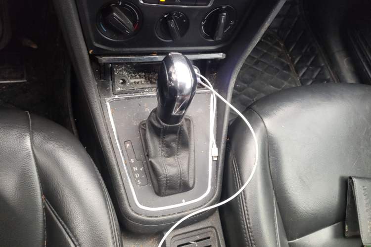 Used Volkswagen Bora 2016 1.6L Automatic Fashion Model
