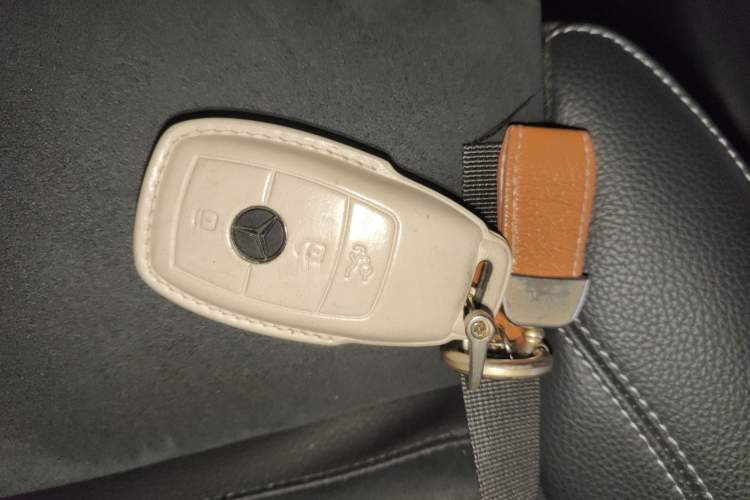 Used Mercedes-Benz A-Class 2022 Revised Version A 200 L Sport Sedan Fashionable Style
