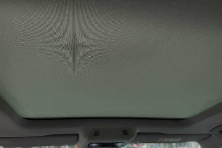 Used Volkswagen Tayron 2025 Tiguan L 330TSI Two-Wheel-Drive Elite