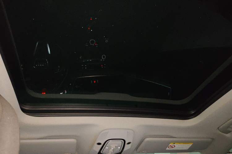 Used Audi Q5L 2018 40 TFSI Prestige Edition China V Headliner