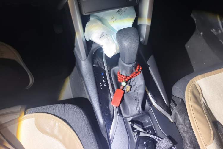 Used Toyota FRONTLANDER 2023 2.0L CVT Leading Edition Gear Lever