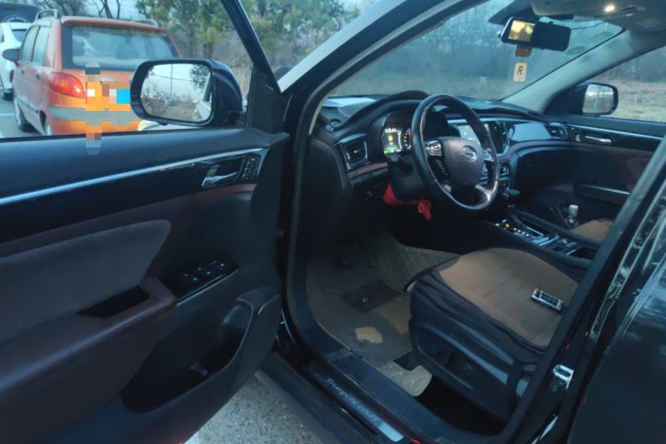 Used GAC Trumpchi GS8 2017 320T Two-Wheel Drive Luxury Smart Connectivity Version (7 Seats)
