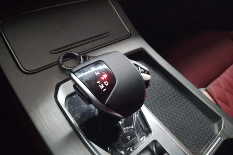 Used JETOUR X70 PLUS 2023 1.5T DCT Ziqiang PRO 5-Seater Gear Lever