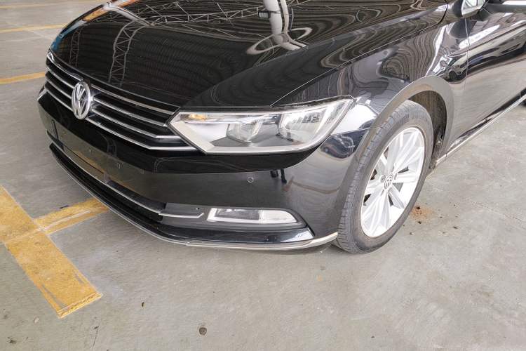 Used Volkswagen Magotan 2017 330TSI DSG Leading Model Left Front Headlight