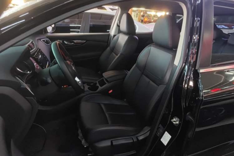 Used Nissan Qashqai 2023 Classic 2.0L CVT XV Comfort Edition