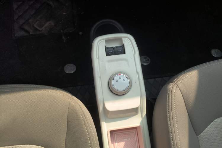 Used Chery QQ Ice Cream 2024 120km Milkshake
