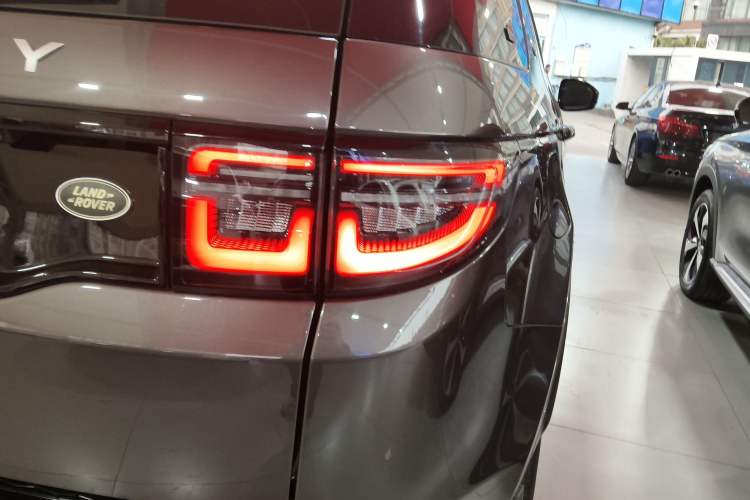 Used Land Rover Discovery Sport 2022 249 PS R-Dynamic S Performance Edition 5 Seats