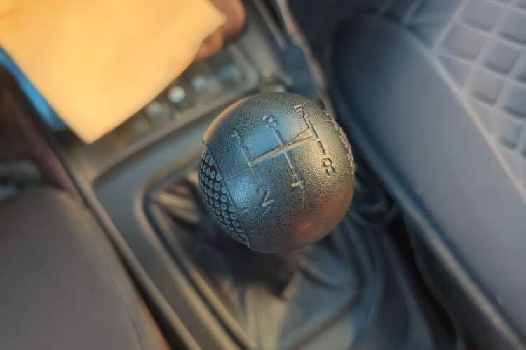 Used Chevrolet Sail 2013 Sedan 1.4L Manual Elegance Edition