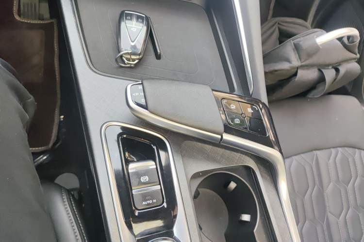 Used Changan UNI-T 2022 1.5T Prestige Version