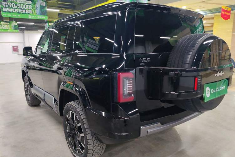 Used Formula Leopard 8 2025 Smart & Brave Flagship Edition 7 Seats Exterior 3