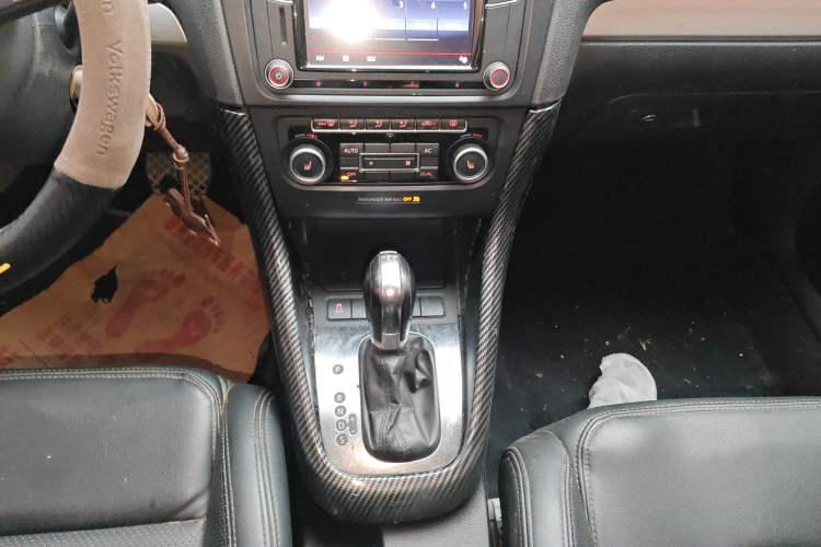 Used Volkswagen Golf 2011 1.4 TSI Luxury Touring Edition
