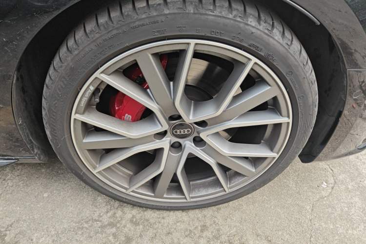 Used Audi S4 2024 S4 Avant 3.0TFSI Right Front Wheel Hub