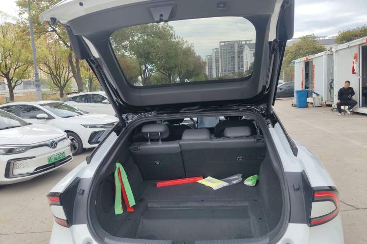 Used XPeng P7+ 2024 Long-Range Max Trunk