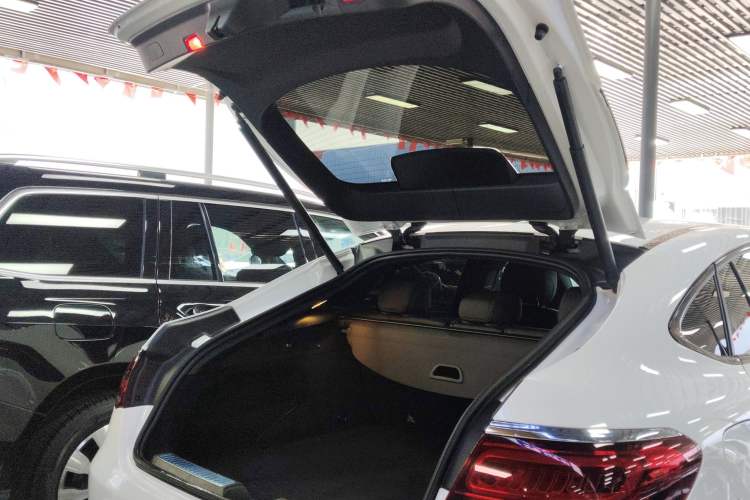 Used Mercedes-Benz GLC Coupe 2020 GLC 260 4MATIC Coupe SUV