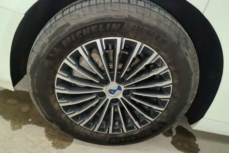 Used Denza D9 2024 DM-i 980 Four-Wheel Drive Prestige Model
