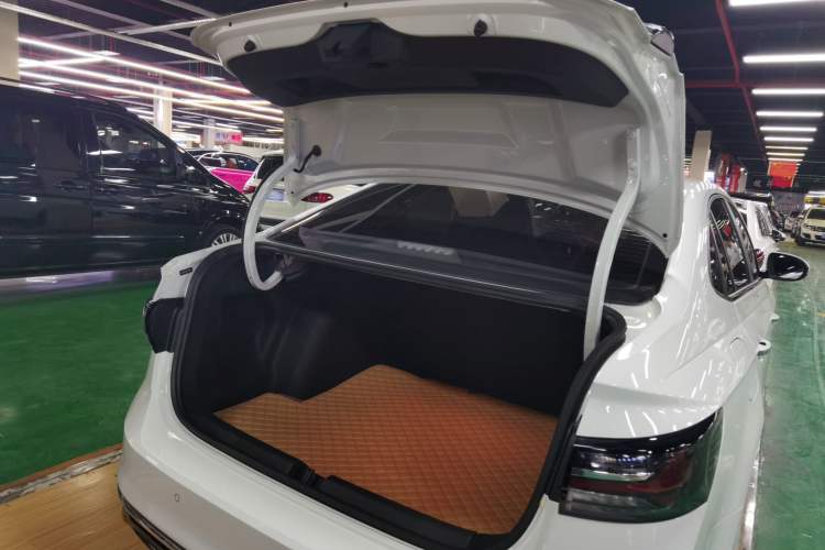 Used Volkswagen Lavida 2023 New Sharp 1.5L Automatic New Wish Edition