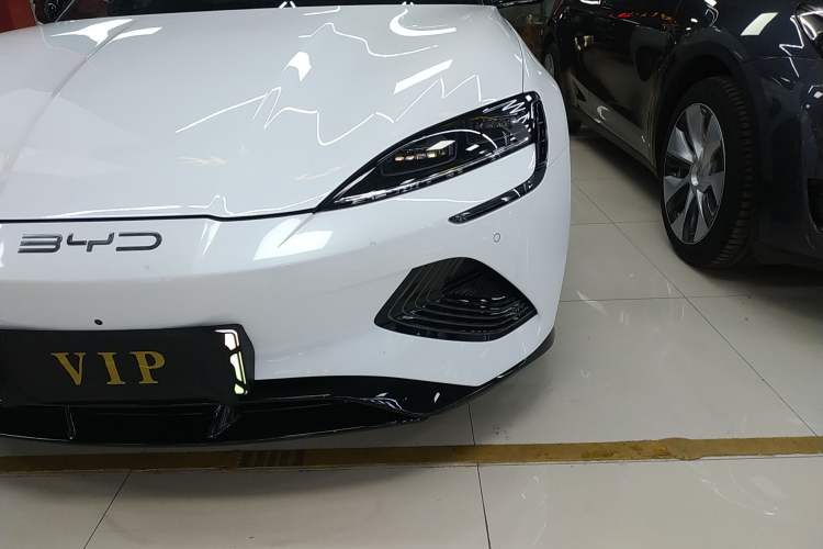 Used BYD Seal 2022 550 km Standard Range Rear-Wheel Drive Prestige Version