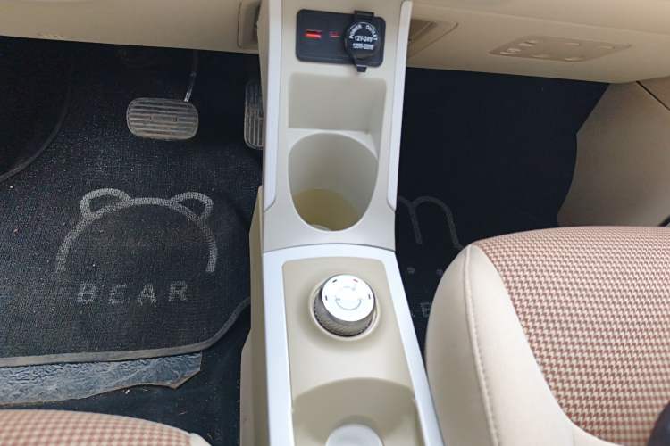 Used Wuling Hongguang MINIEV 2024 3rd Generation 215km Youth Edition Gear Lever