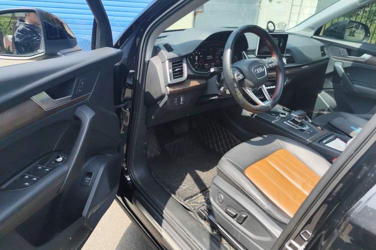 Used Audi Q5L 2018 45 TFSI Prestige Elegant Edition China VI Driver Seat