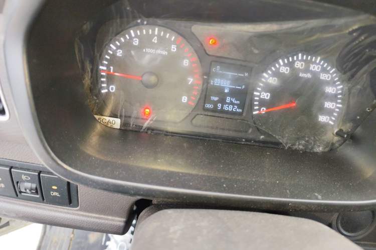 Used Foton Xiangling M  Odometer Close Up