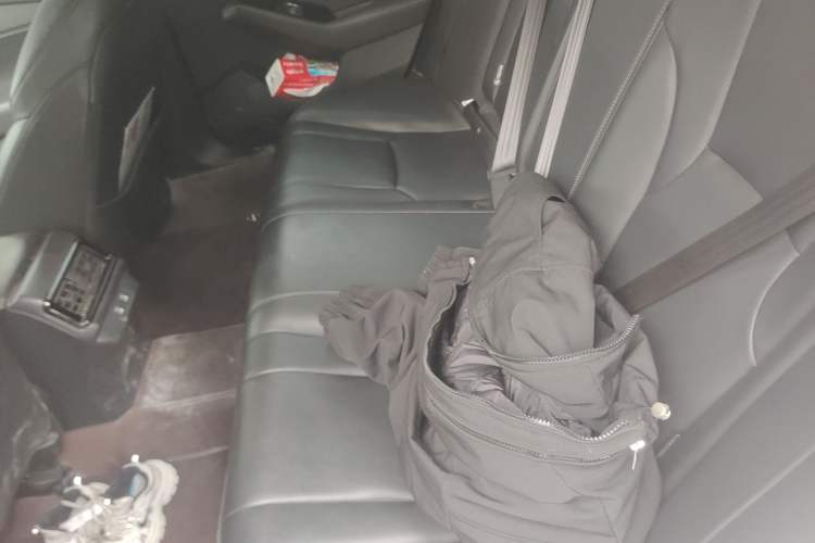 Used Honda Inspire 2023 260TURBO Deluxe Edition Left Rear Seat