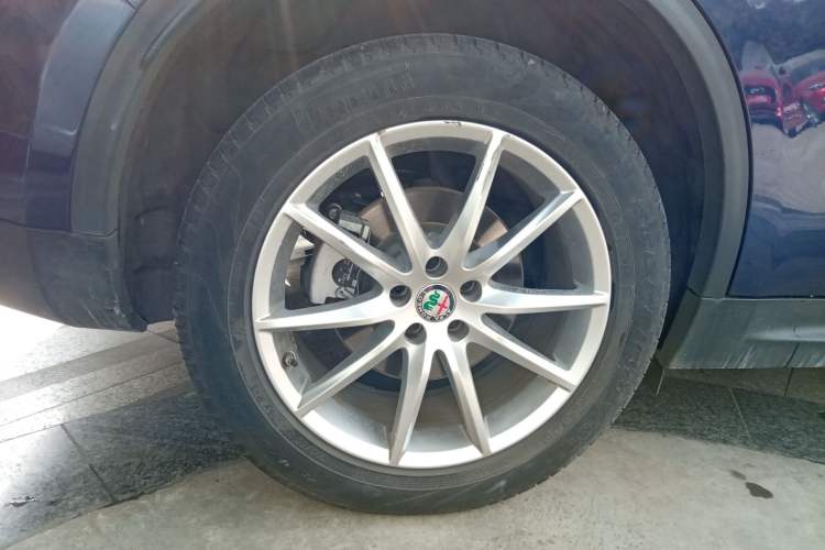 Used Alfa Romeo Stelvio 2017 2.0T 280HP Luxury Edition