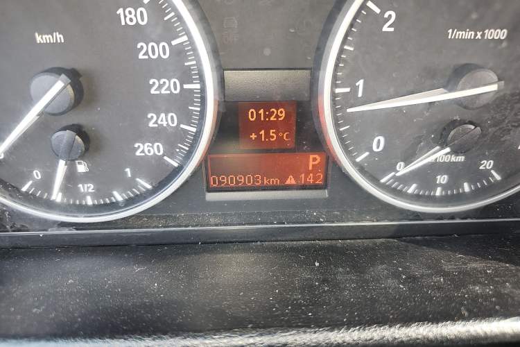 Used BMW X1 2012 sDrive18i Luxury Edition
