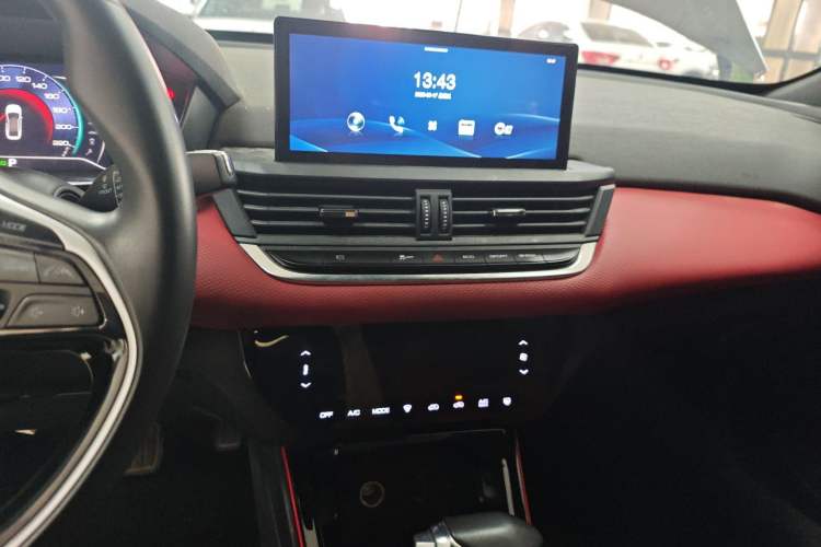 Used Dongfeng Aeolus Yixuan 2022 230T Automatic Adaptive-Beam Knight Edition
