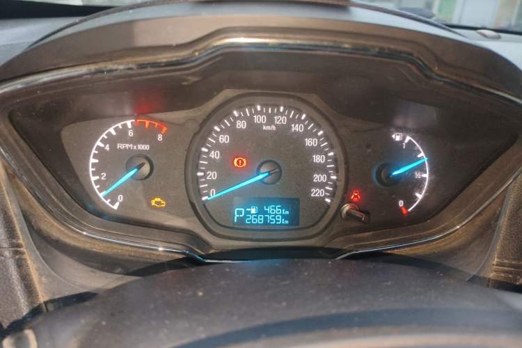 Used Ford Escort 2015 1.5L Automatic Fashion Model Instrument Cluster