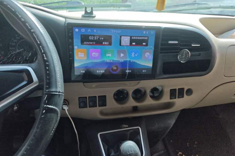 Used JMC Transit 2020 2.8T Business-Grade Long-Wheelbase Mid-Roof 9-Seater China V Emission Standard JX493 Audio And AC Panel