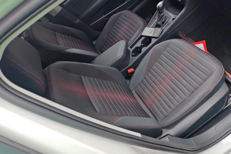 Used Volkswagen Lavida 2023 300TSI DSG Starry Full-Comfort Edition Right Front Seat