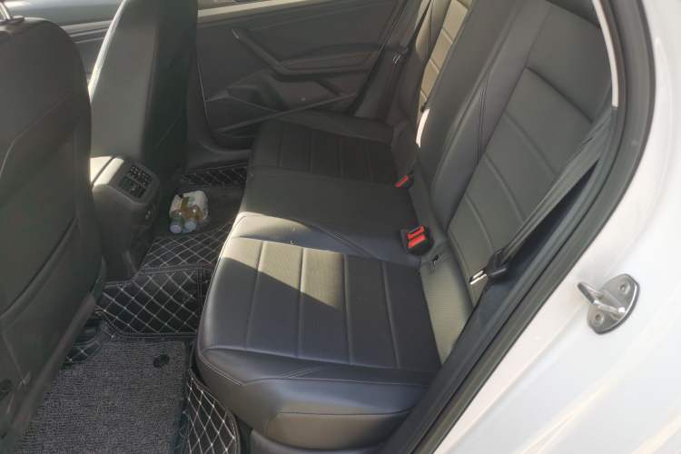 Used Volkswagen Lavida 2019 1.5L Automatic Comfort Edition China VI Standard Left Rear Seat