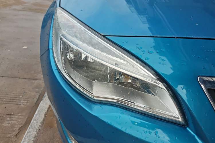 Used Buick GT 2013 XT 1.6L Manual Entry-Level Model