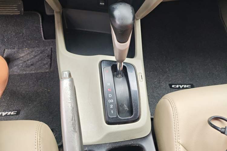 Used Honda Civic 2014 1.8L Automatic Classic Edition
