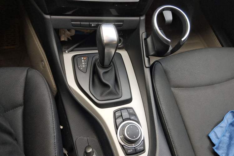 Used BMW X1 2012 sDrive18i Luxury Edition
