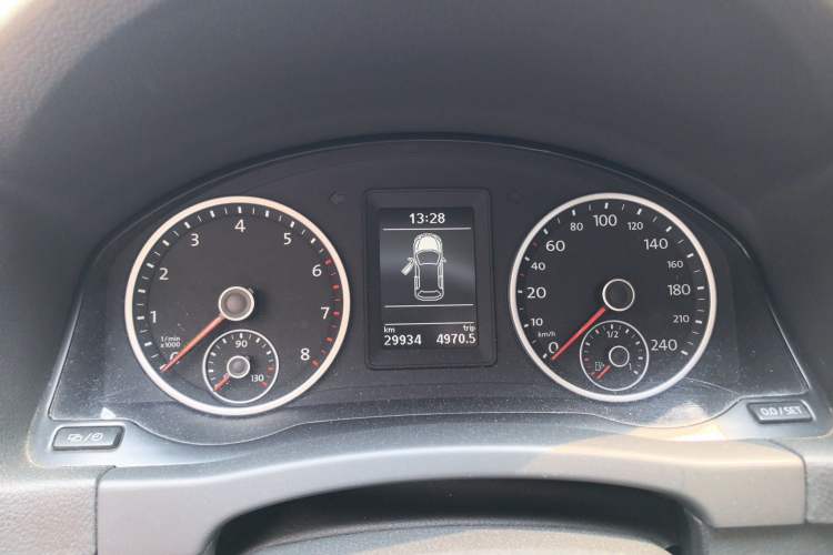 Used Volkswagen Tiguan 2016 280TSI Automatic Two-Wheel-Drive Silk Road Style Edition
