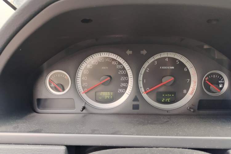 Used Volvo XC90 2012 Revised Version 2.5T Luxury Edition Instrument Cluster