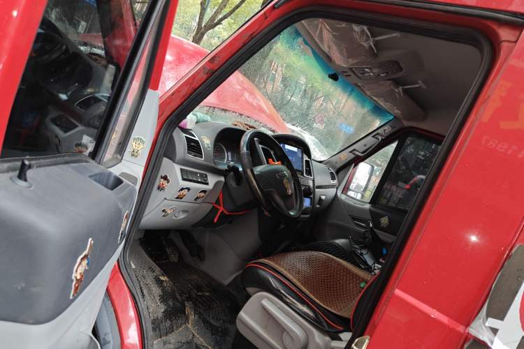 Used Iveco Power Daily 2017 2.8T Deluxe V36 Van Mid-Roof 43S5