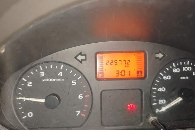 Used Wuling Rongguang 2012 1.5L Extended Basic Version
