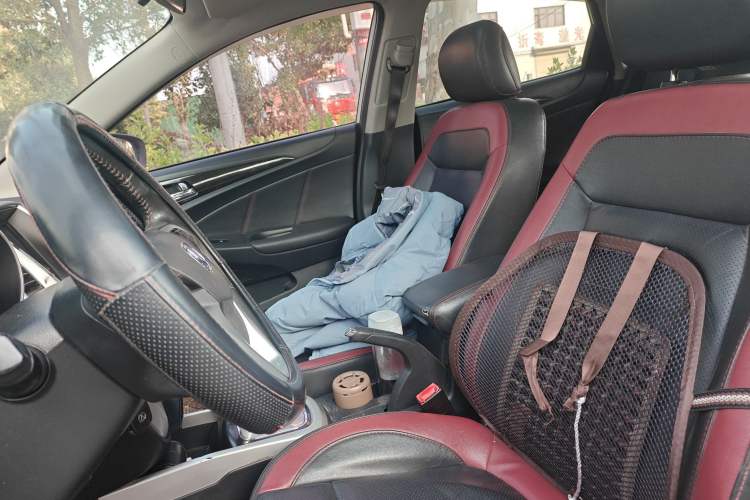 Used Changan Eado 2013 1.6L Automatic ZhiKu Model China IV Standard
